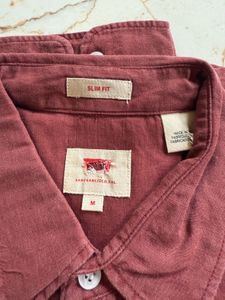 Levi&#39;s Slim Fit Burgundy Button-Down Shirt