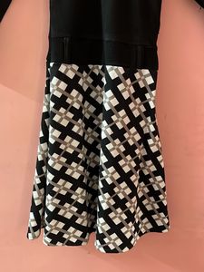 Girl&#39;s Black &amp; White Dress