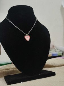 aesthetic heart necklace