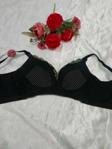 Imported Royal Look Bra With Shimmer Shinning