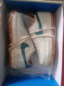 Women Sneakers