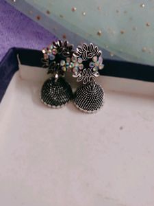 Earings