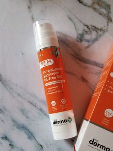 The Derma Co Hyaluronic Oil Free Sunscreen