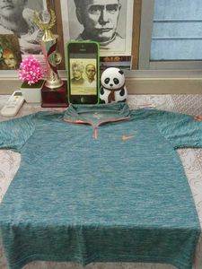 Nike Active T-Shirt