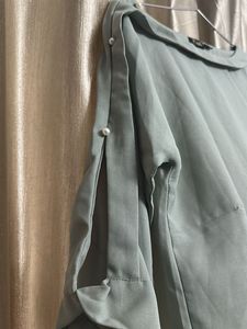 Chic Sage Green Boat Neck 3/4 Sleeve Top