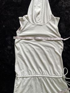 Minimalist Sleeveless Drawstring Waist Dress