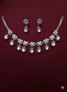 Elegant Floral Drop Necklace Set