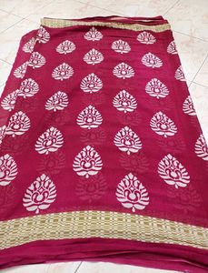 Synthetic Saree With Floral Print