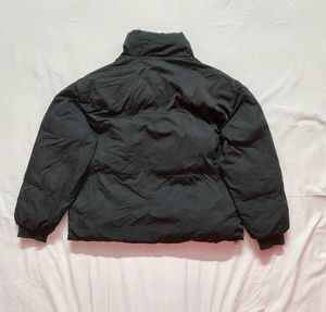 PRICE DROP SALE🎉 Unisex Black Puffer Jacket