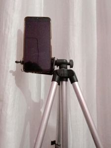 Tripod Stand