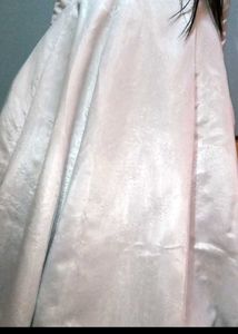 WEDDING WHITE GOWN