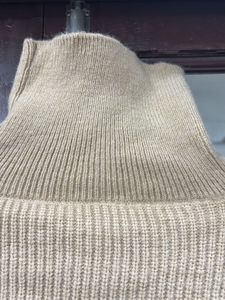 Crop Woollen sweater