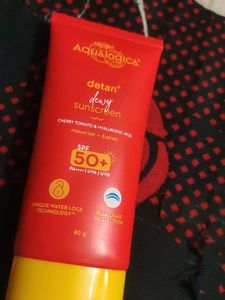 Aqualogica Sunscreen SPF 50