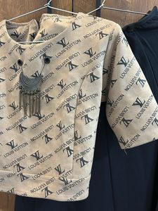 LV Print Top