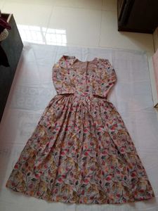 Nayara Cut Kurti (2 Inch Margin)