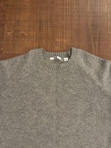 UNIQLO Crew Neck Sweater