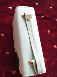 Women Slingbag