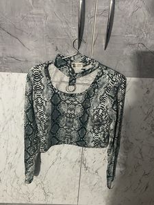 Korean style animal print crop top