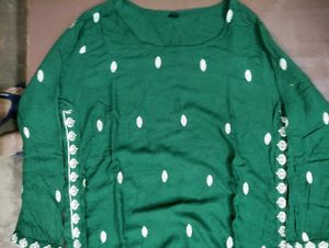 Green Embroidered Kurta
