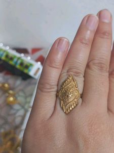 Vintage Gold Filigree Ring
