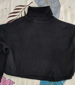 Black Turtleneck Cropped Sweater