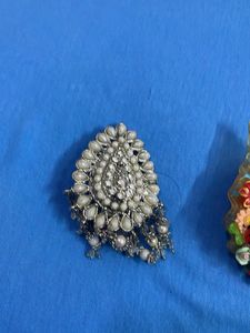 Vintage Brooch Collections(saree Pins)