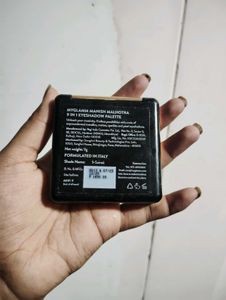Manish Malhotra Compact