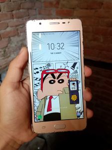 Samsung J7 max