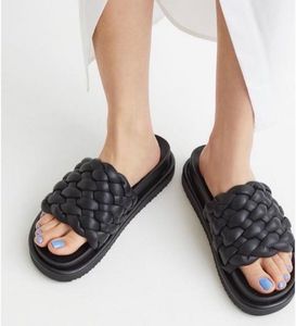 H&M women black braided slides