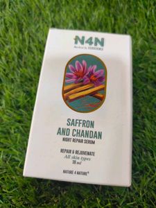N4N Saffron & Chandan Night Repair Serum