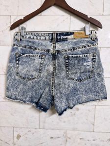 ONLY Hot Shorts