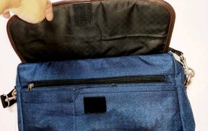 Laptop Messenger Bag