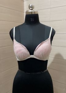 H&M Lace Stone  Detail Bra