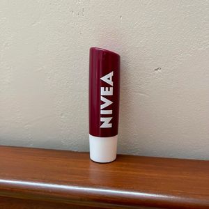 Nivea Berry Shine Tinted Lip Balm