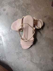 Sandle