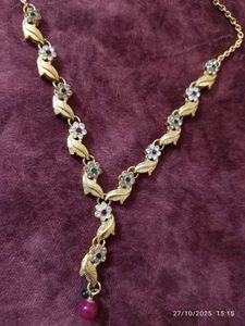 Elegant Gold Necklace