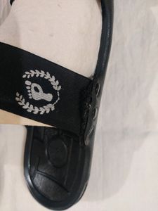 Men Chappal Flip Flop  In Size 7