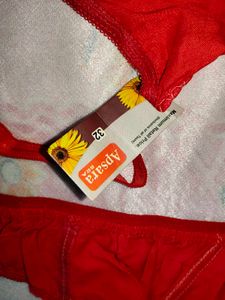 Red Bra Set