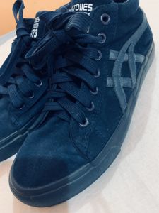 Price Dropped🩷Velvety Canvas High. Neck Shoes