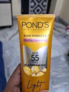 Pond&#39;s Sun Miracle Sunscreen