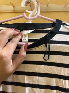 H&amp;M Striped Long Sleeve Top