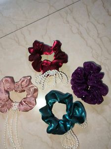 Combo Of 4 Scrunchies