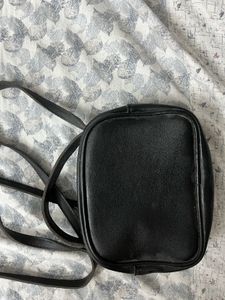 Miniso Cute Sling Bag Bagggg