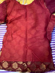 BRAND NEW Maroon kurti in Copper zari wor