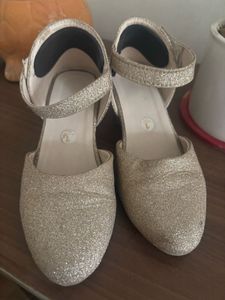 Girls combo heel shoes