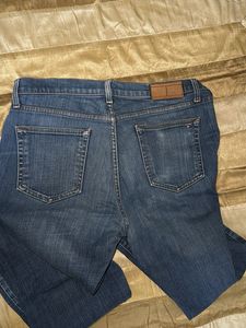 1. Tommy Hilfiger New Jeans