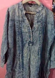 Women's Top