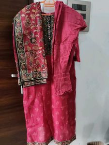 Elegant Pink Kurta Set
