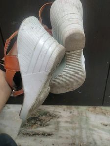 sandles