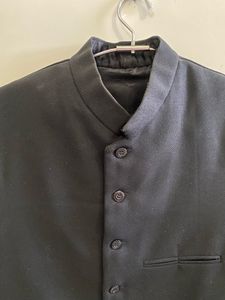 Elegant Sleeveless Waistcoat